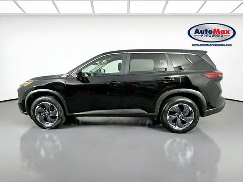 Used 2025 Nissan Rogue SV AWD/4WD image 8