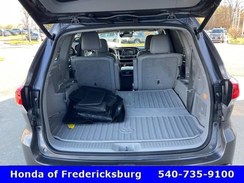 Used 2019 Toyota Highlander Limited Platinum image 20
