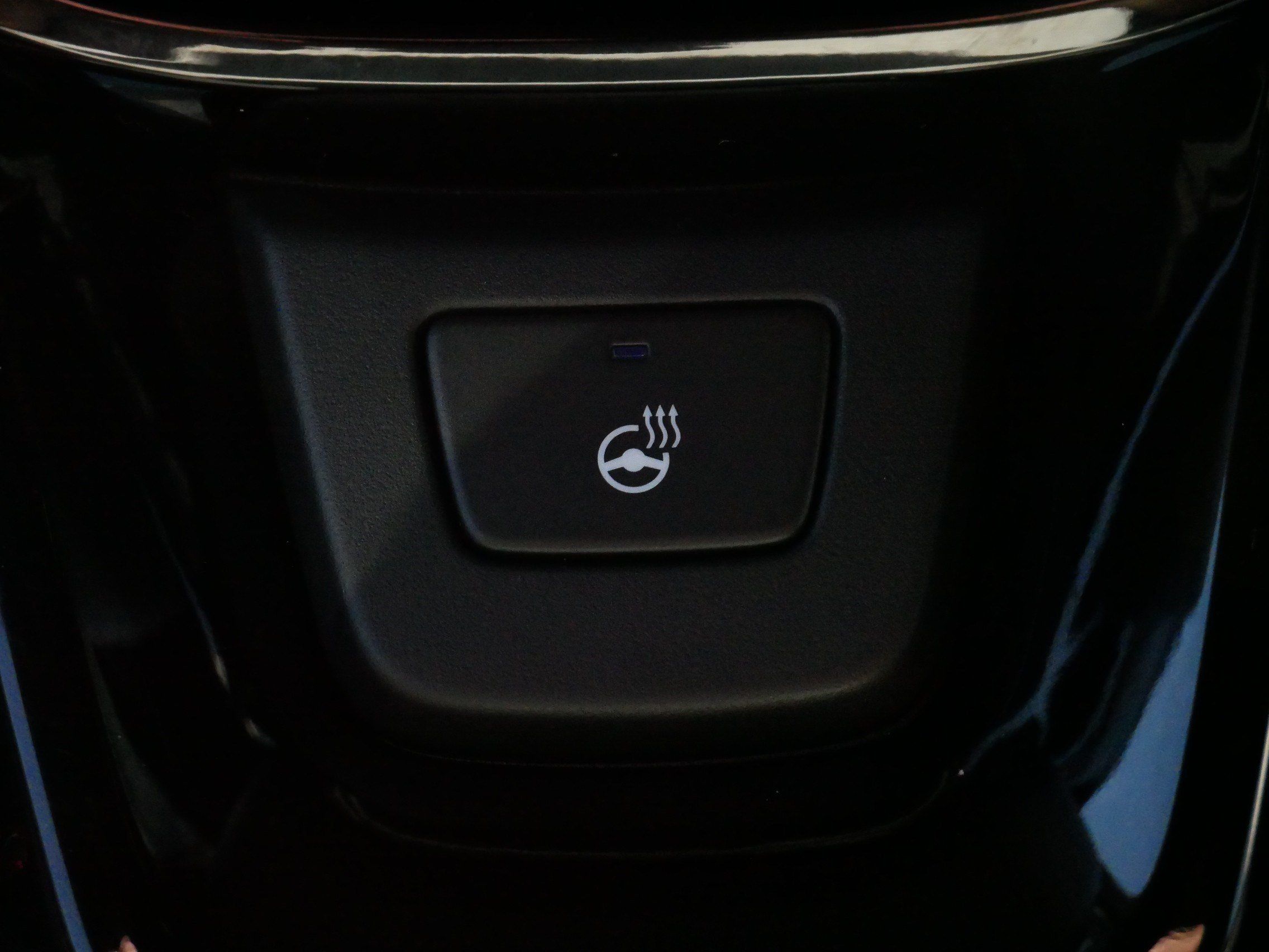 Used 2025 Honda Pilot Black Edition image 27