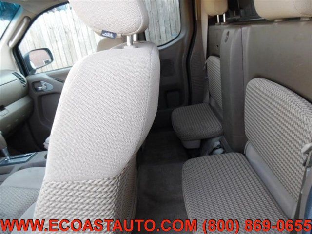 Used 2005 Nissan Frontier SE w/ (P01) Power Pkg AWD/4WD image 10