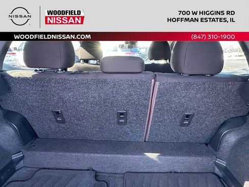 Used 2021 Nissan Rogue Sport S image 18