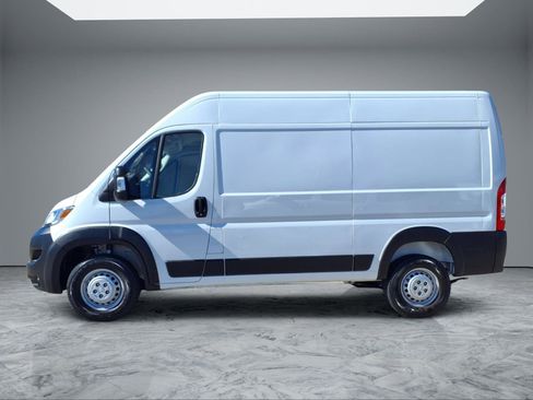Used 2025 RAM ProMaster 1500 w/ Safety Group image 5