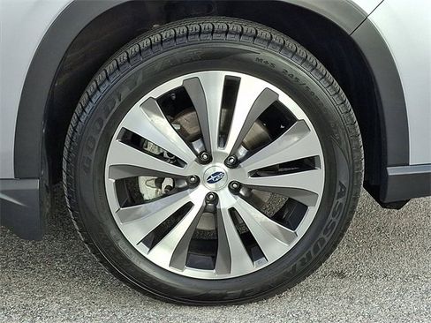 Used 2022 Subaru Ascent Touring w/ Popular Package #2A image 12