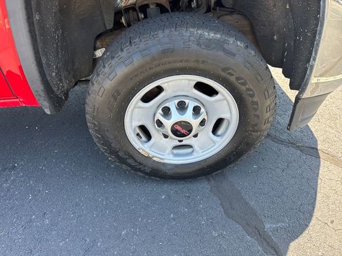 Used 2015 GMC Sierra 2500 2WD Regular Cab image 37