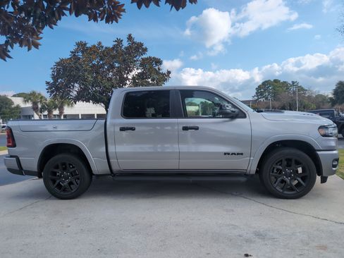 Used 2025 RAM 1500 Laramie w/ Night Edition image 11