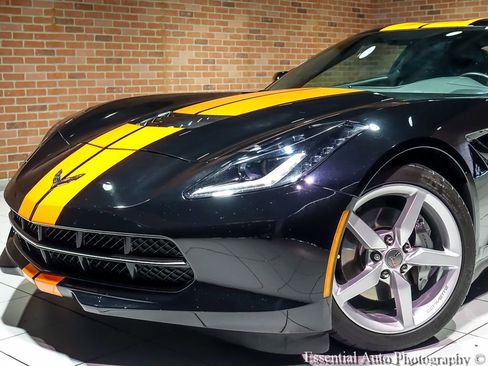 Used 2014 Chevrolet Corvette Stingray Coupe RWD image 3