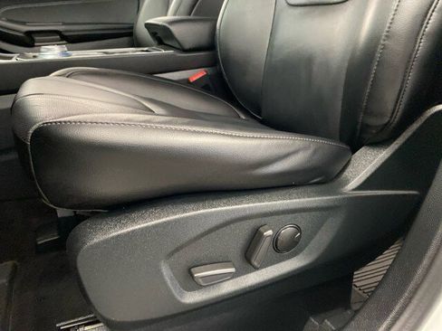 Used 2022 Ford Edge Titanium w/ Equipment Group 301A image 17