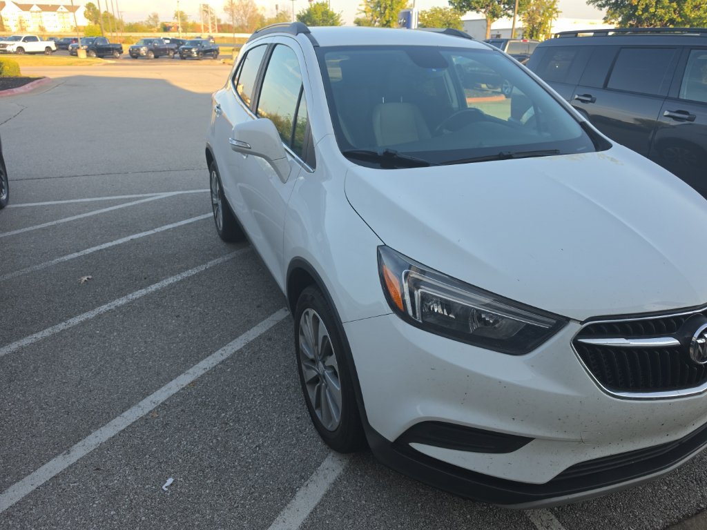 Used 2018 Buick Encore Preferred FWD image 3