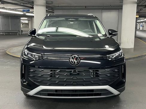 New 2026 Volkswagen Tiguan SE AWD/4WD image 33