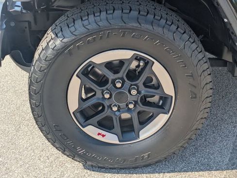 Used 2021 Jeep Wrangler Unlimited Rubicon AWD/4WD image 10