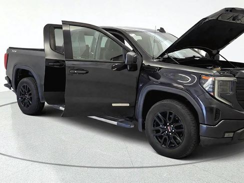 Used 2023 GMC Sierra 1500 Elevation AWD/4WD image 11