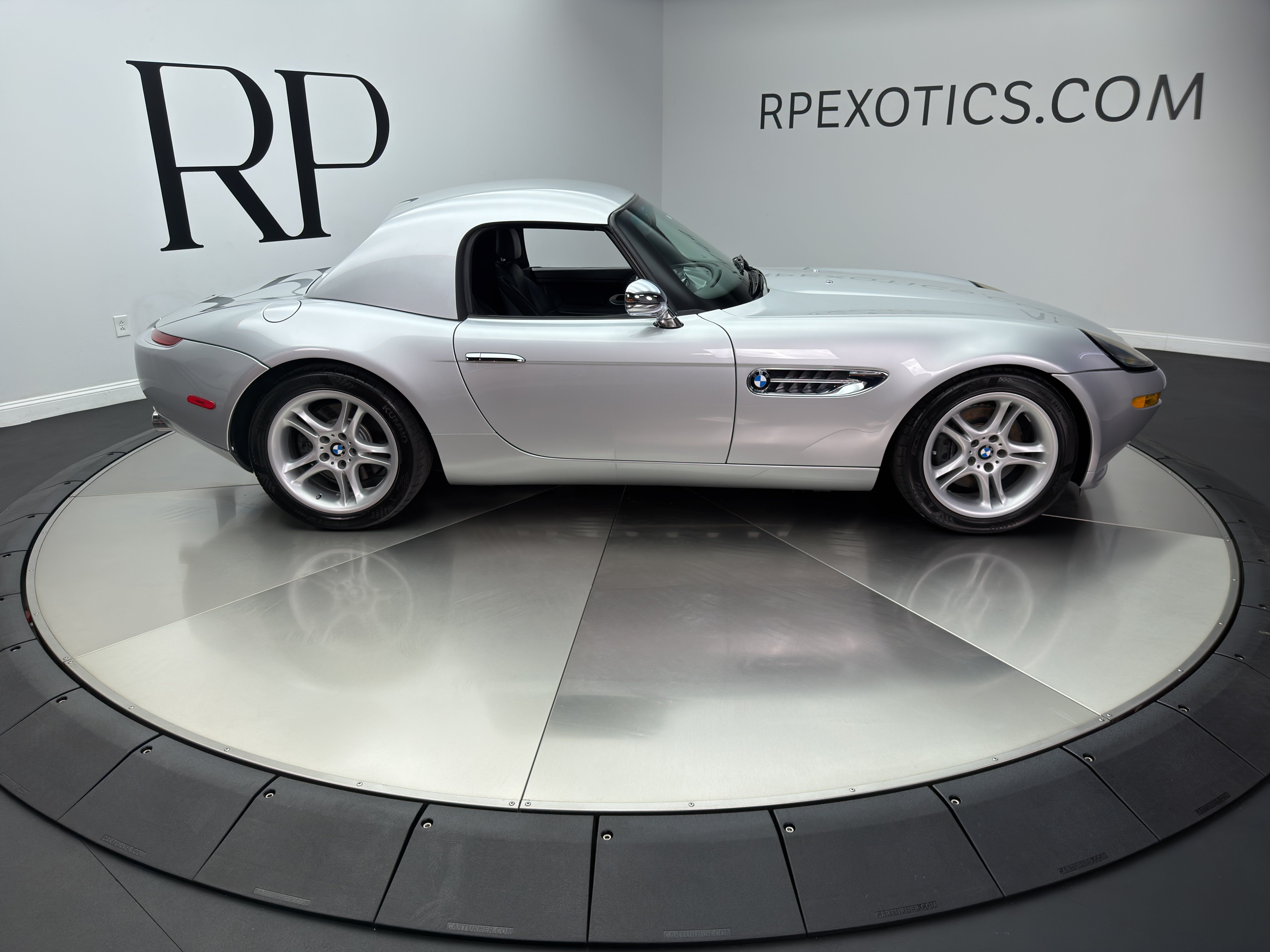 Used 2000 BMW Z8 RWD image 15
