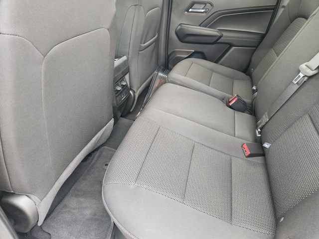 Used 2025 Chevrolet Colorado LT RWD image 30