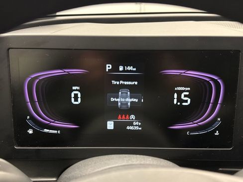 Used 2023 Kia Sportage LX image 13