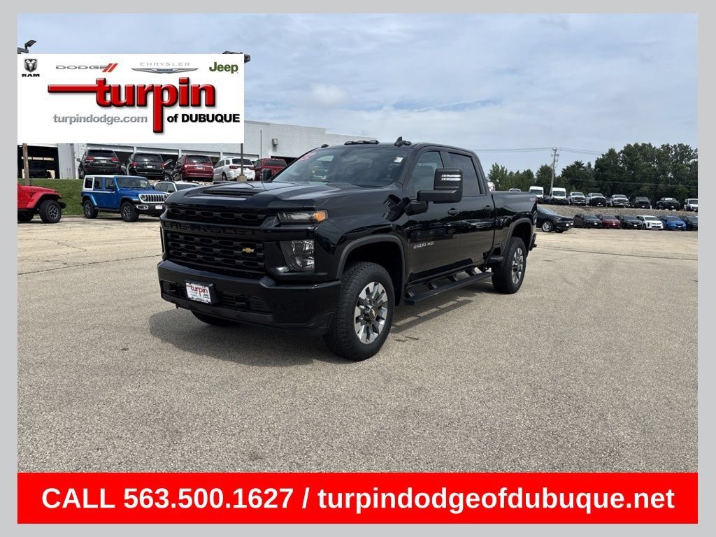 Used 2022 Chevrolet Silverado 2500 Custom w/ Custom Value Package AWD/4WD image 1