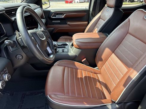 Used 2024 GMC Sierra 1500 Denali Ultimate image 15