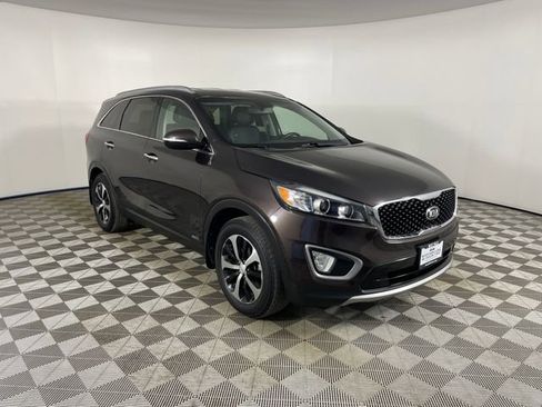 Used 2016 Kia Sorento EX w/ EX Premium Package AWD/4WD image 24