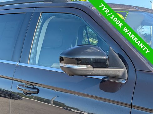 Certified 2025 Ford Expedition Active AWD/4WD image 10