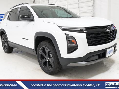 New 2026 Chevrolet Equinox LT w/ Midnight Edition FWD image 3
