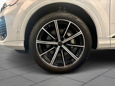 New 2026 Audi Q7 2.0T Premium Plus AWD/4WD image 11