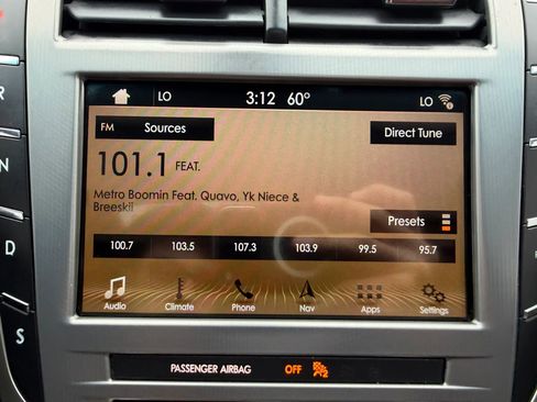 Used 2017 Lincoln MKZ Reserve w/ Technology Package FWD image 21