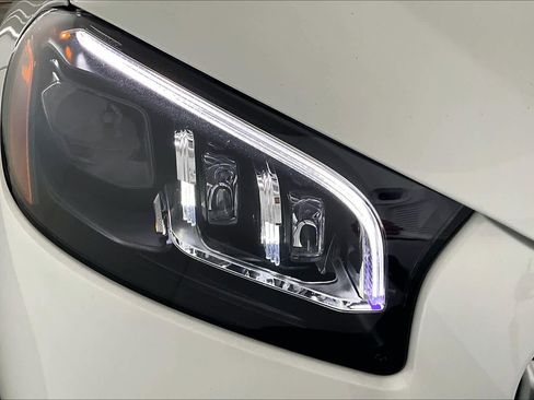 New 2026 Mercedes-Benz GLS 450 4MATIC image 15