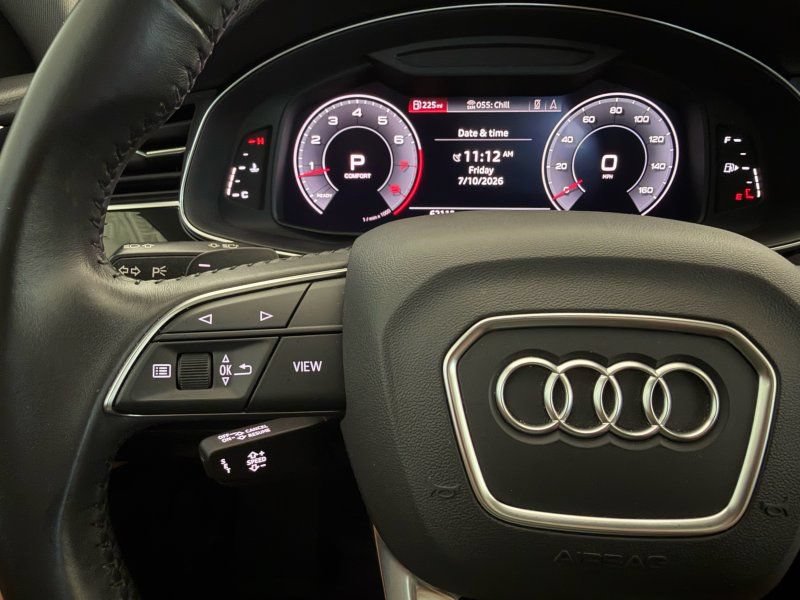 Used 2019 Audi Q8 Premium Plus w/ Premium Plus AWD/4WD image 25