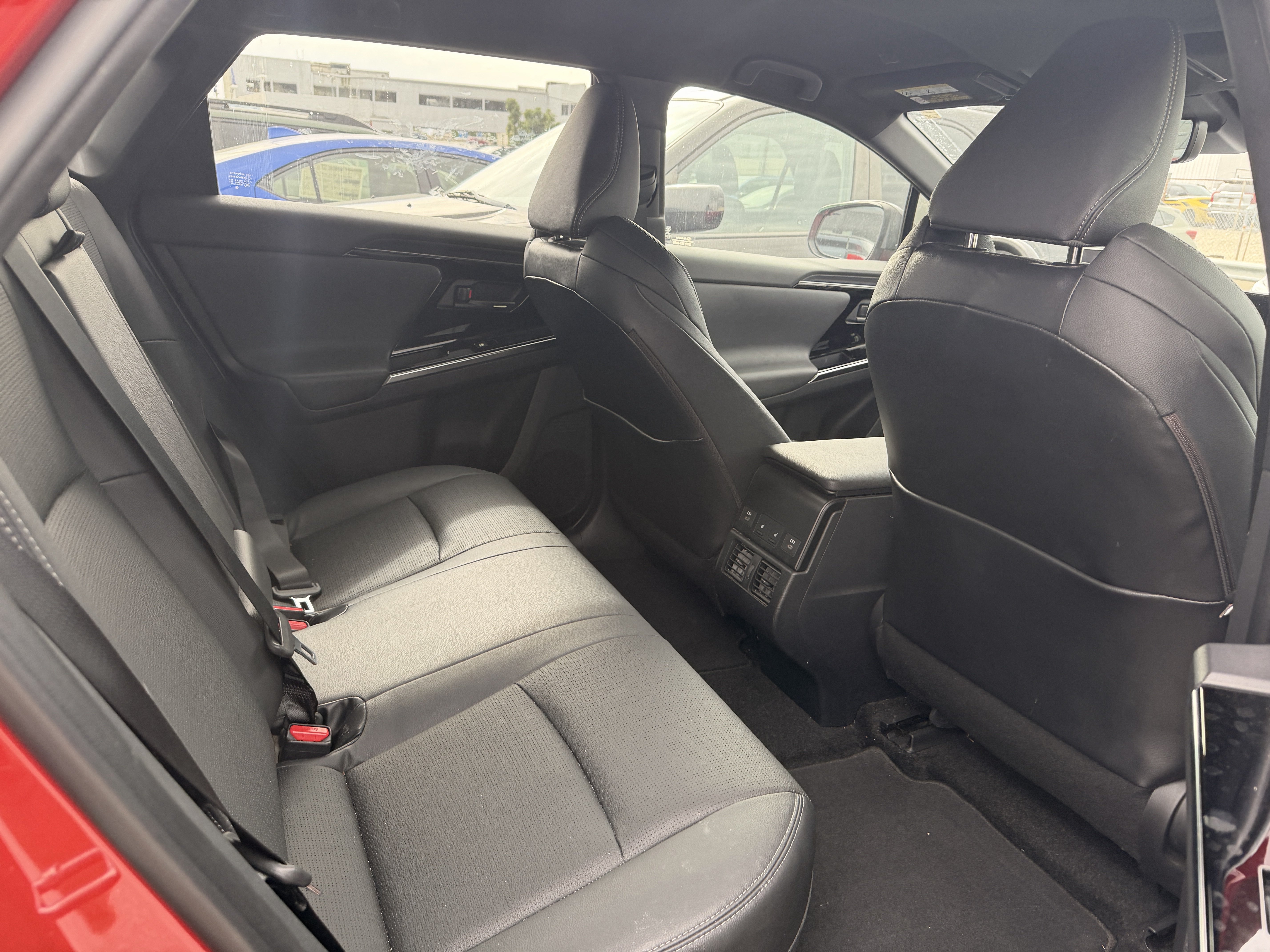 Used 2023 Subaru Solterra AWD image 4