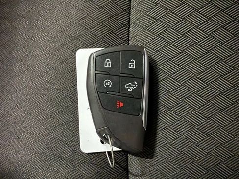 Used 2023 Chevrolet Silverado 1500 LT image 23