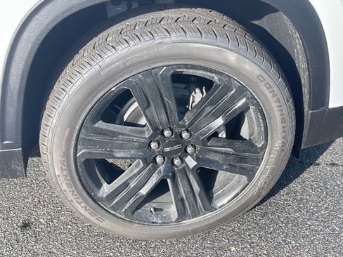 New 2026 GMC Acadia Elevation image 31