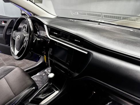 Used 2018 Toyota Corolla SE w/ Body Protection Package image 53