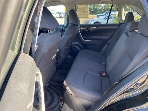 Used 2023 Toyota RAV4 LE AWD/4WD image 47