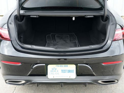 Used 2021 Mercedes-Benz E 450 Coupe w/ AMG Line image 10