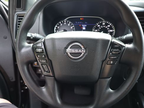 Used 2023 Nissan Frontier SV w/ Midnight Edition Package RWD image 26