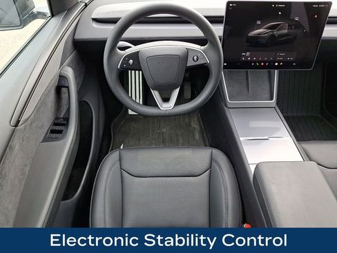 Used 2026 Tesla Model Y Premium image 15