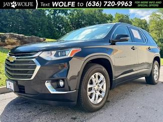 Used 2020 Chevrolet Traverse LT FWD video 1