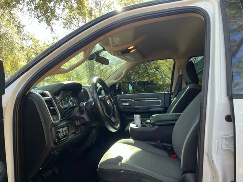 Used 2019 RAM 2500 Big Horn image 19