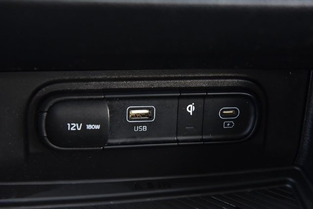Used 2023 Kia Sportage EX FWD image 15