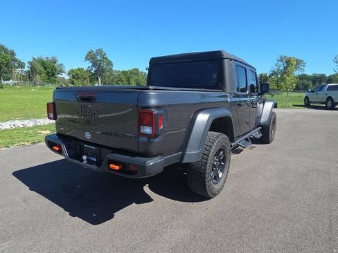 Used 2021 Jeep Gladiator Mojave AWD/4WD image 8