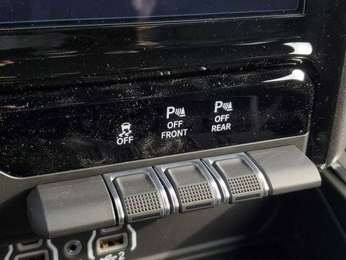 New 2026 RAM 1500 Laramie w/ Night Edition image 33