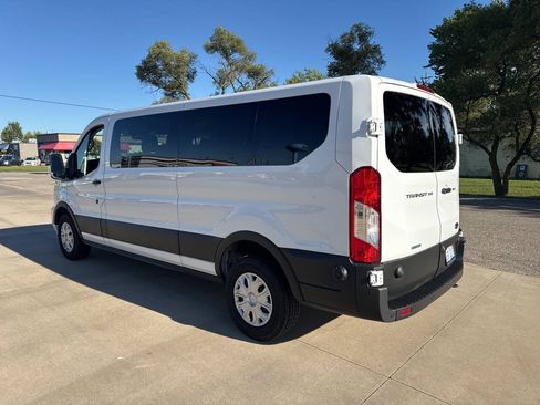 Used 2024 Ford Transit 350 XLT RWD image 3