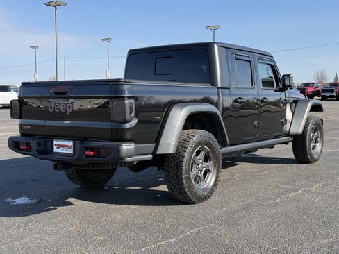 Used 2022 Jeep Gladiator Rubicon w/ Cold Weather Group image 3