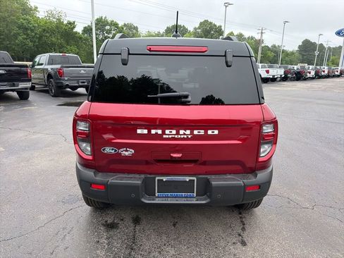 New 2026 Ford Bronco Sport Outer Banks w/ Outer Banks Tech Package+ AWD/4WD image 4