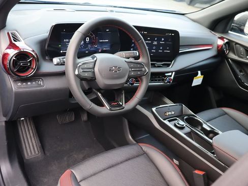 New 2027 Chevrolet Equinox RS w/ Safety and Technology Package AWD/4WD image 5