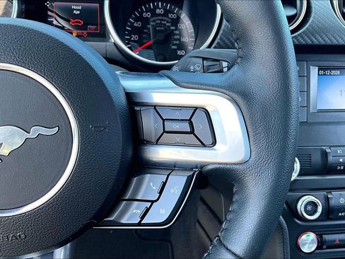 Used 2021 Ford Mustang Coupe image 12