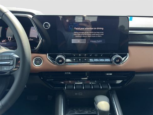 New 2026 GMC Canyon AT4 image 16