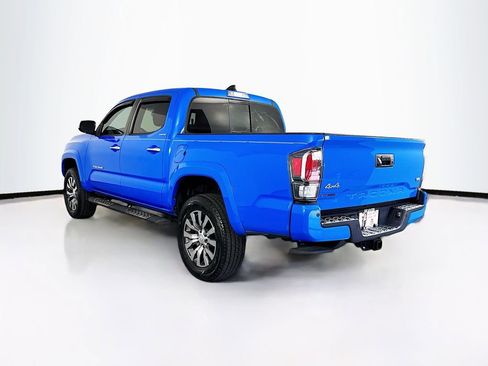 Used 2020 Toyota Tacoma Limited image 7