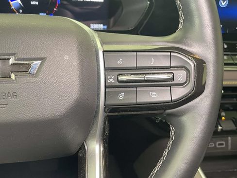 Used 2023 Chevrolet Colorado ZR2 w/ ZR2 Convenience Package III AWD/4WD image 33