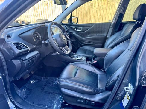 Used 2021 Subaru Forester Limited image 18