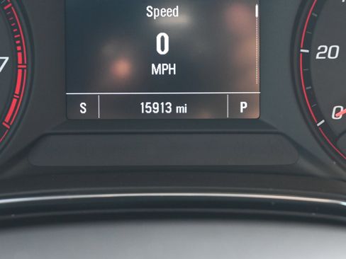 Used 2023 Chevrolet TrailBlazer RS image 22